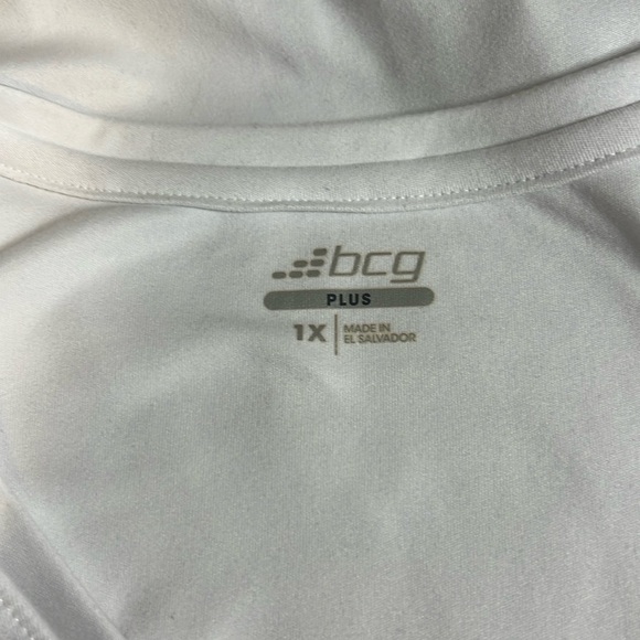 BCG Plus Size 1X White Active V-Neck Tee - Picture 6 of 6